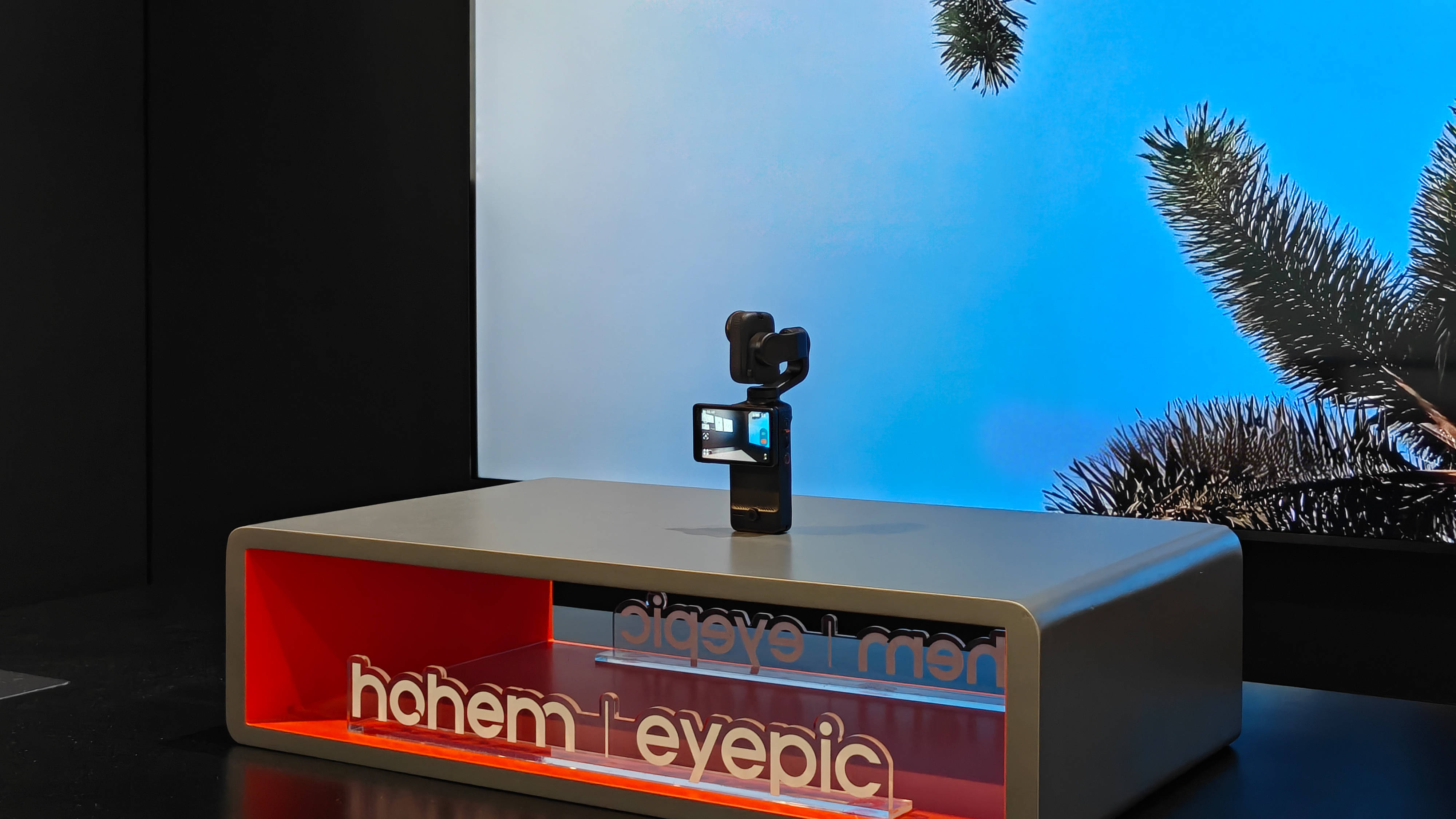 分体、全景、机械臂!六大玩家CES交卷:影像赛道打法变了(图10) 分体、全景、机械臂!六大玩家CES交卷:影像赛道打法变了(图10)